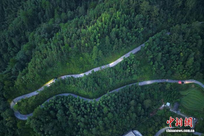 赵方琳, 各族自治县